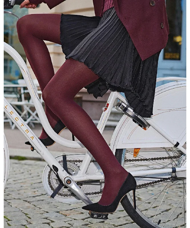 Cable - Knit Women Sweater with Intricate PatternsFalke Barolo Max Deluxe 30 Denier Tights