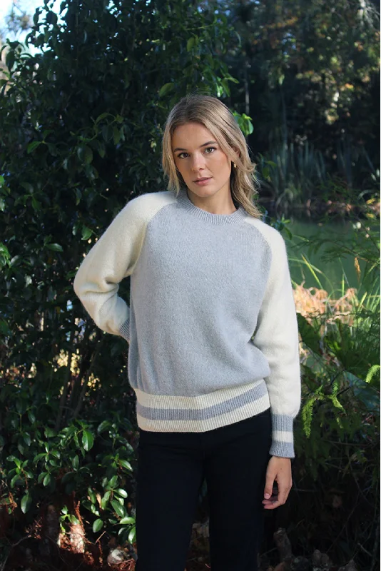 Striped Women Sweater with a Timeless PatternLothlorian Alpaca Banded Sweater