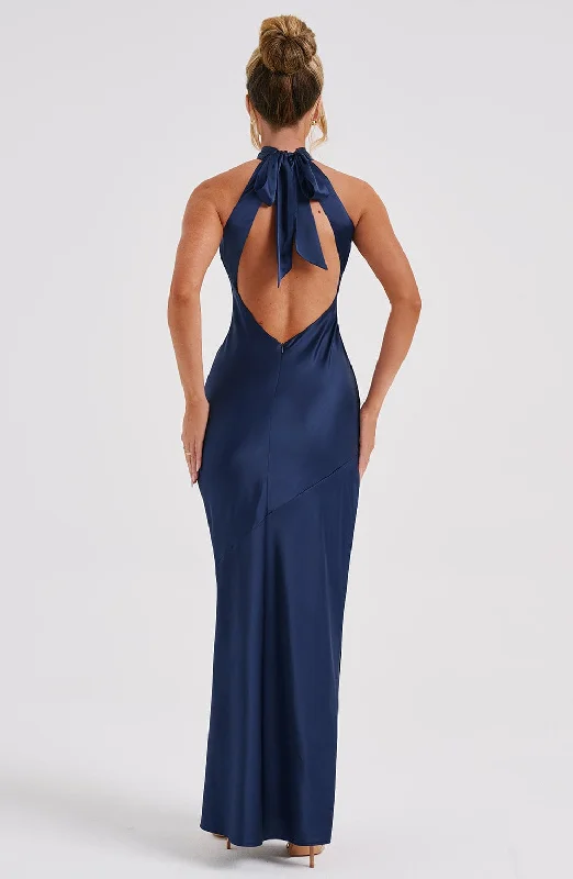 Backless Women Dress for a Sexy and Alluring Look at Evening EventsEtta Maxi Dress - Navy