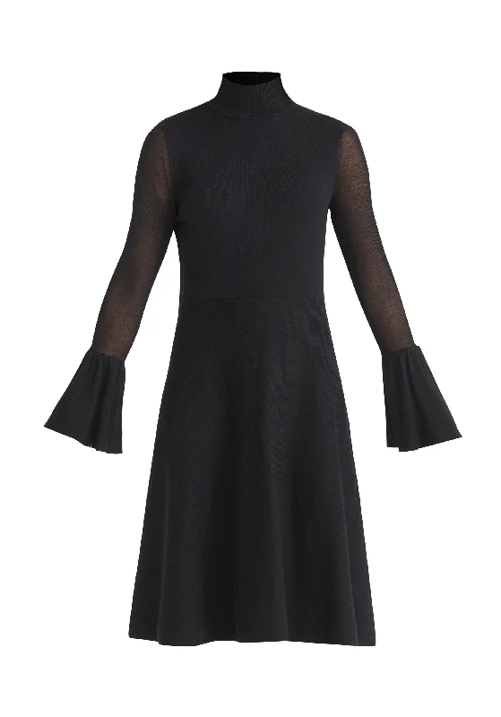 Pleated Women Dress with a Timeless and Elegant TextureFlared Sleeve Knitted Dress