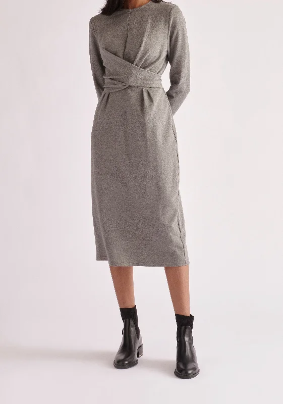 Ruffled Women Dress with Multiple Layers for a Playful and Girly StyleJersey Tie Dress