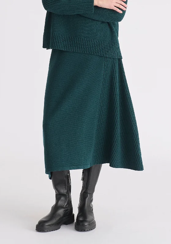 Plus Size Women Dress with a Flattering A - Line Cut for Comfort and StyleKnitted A-Line Midi Skirt with Ribbed Details