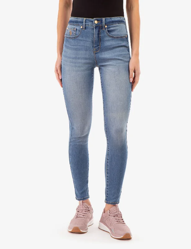 Mom jeans for a nostalgic and casual lookHIGH RISE SUPER SKINNY JEGGING