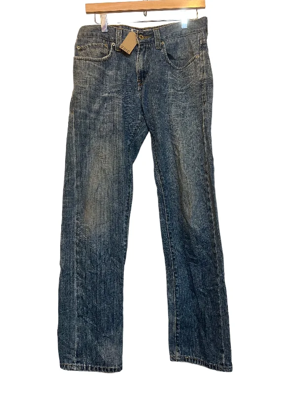 High - waisted women jeans for a flattering silhouetteLevi 511 jeans (31x30)