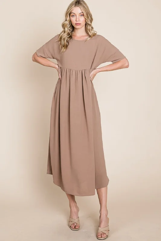 Backless Women Dress for a Sexy and Alluring Look at Evening EventsBOMBOM Round Neck Ruched Midi Dress