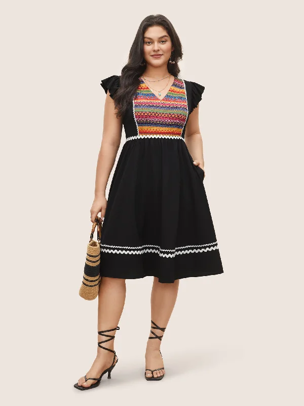 Ruffled Women Dress with Multiple Layers for a Playful and Girly StyleColor Embroidered Patchwork Flounce Sleeve Dress