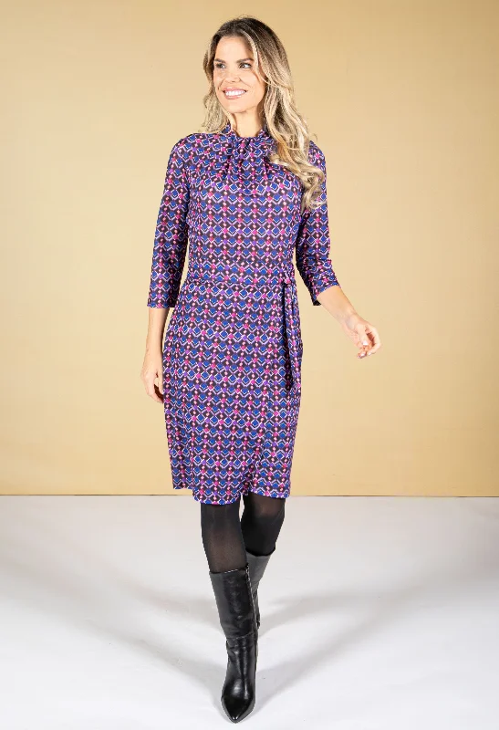 Printed Abstract Women Dress for a Modern and Artistic AppealGeo Print High Neck Dress