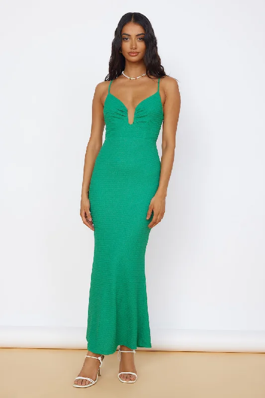 Little Black Women Dress with Sequins for a Glamorous Night OutLa Bella Vita Maxi Dress Green