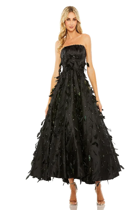 Lace - Embellished Women Dress for an Elegant and Sophisticated AppearanceMac Duggal 11634