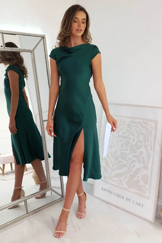 Sheath Women Dress with a Tailored Fit for a Professional LookRanela Twist Back Detail Midi | Emerald Green