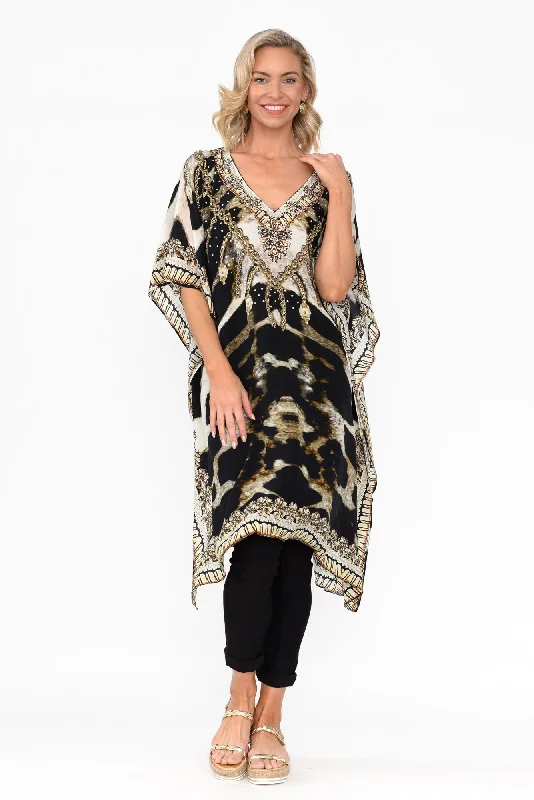 Printed Abstract Women Dress for a Modern and Artistic AppealSnow Leopard Silk Kaftan